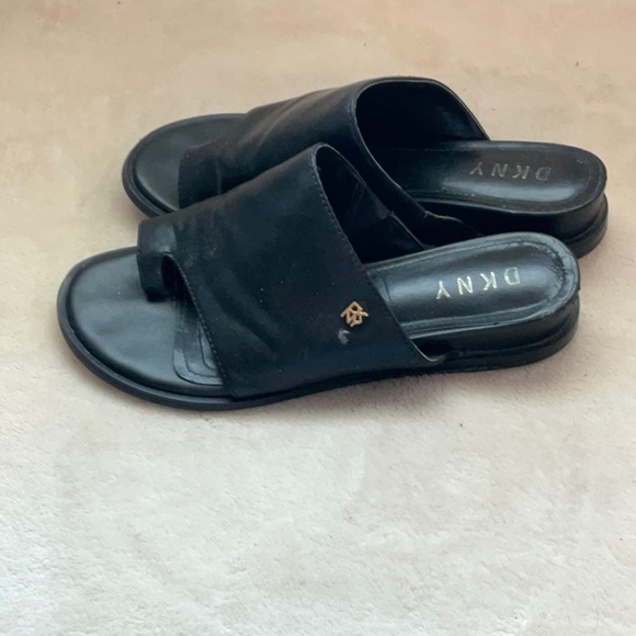 DKNY Black Women's Slide Sandals - Picture 8 of 10